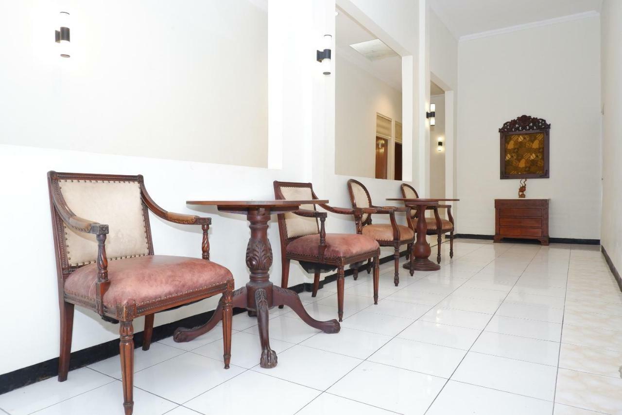 New Mira Hotel Semarang Exteriér fotografie