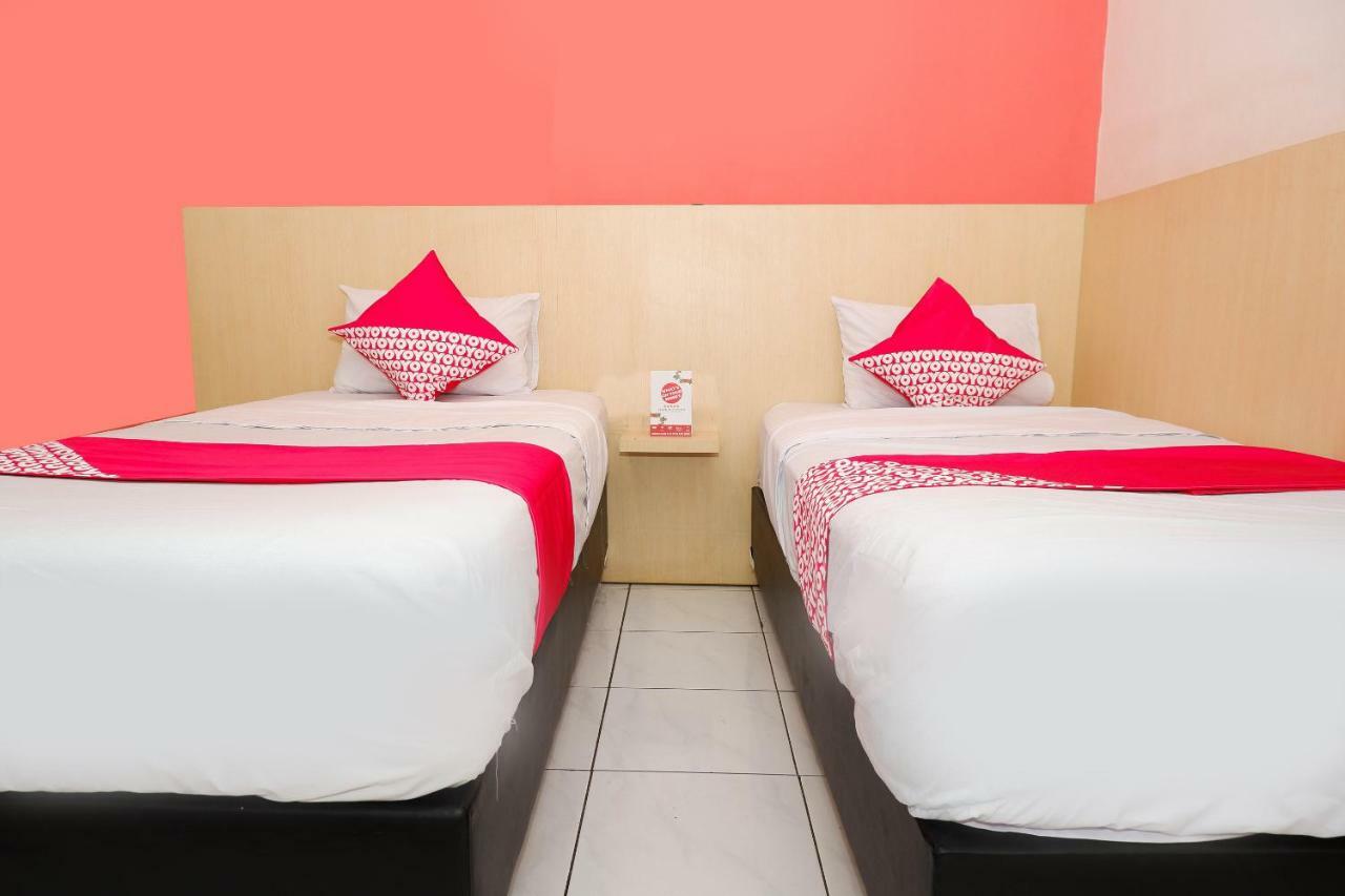New Mira Hotel Semarang Exteriér fotografie
