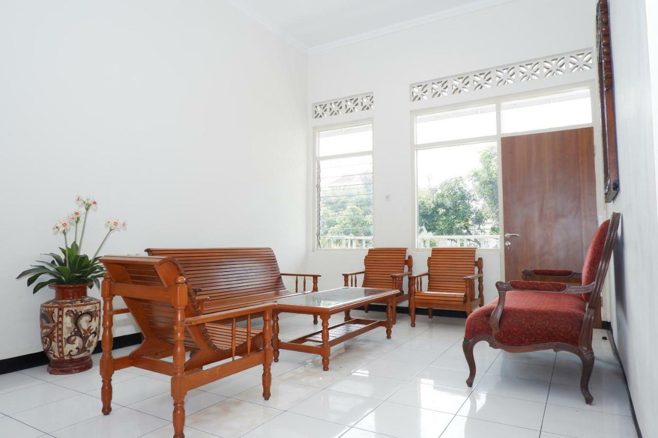 New Mira Hotel Semarang Exteriér fotografie