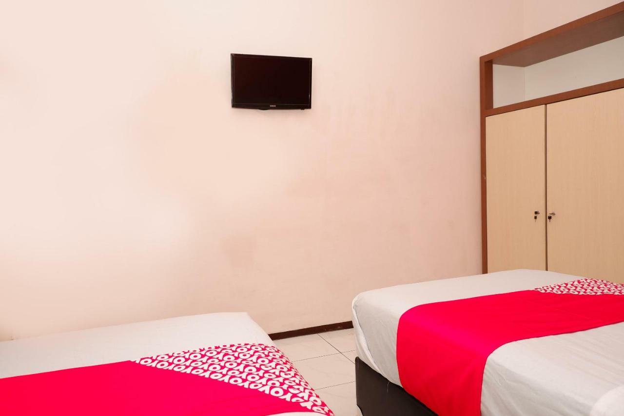 New Mira Hotel Semarang Exteriér fotografie