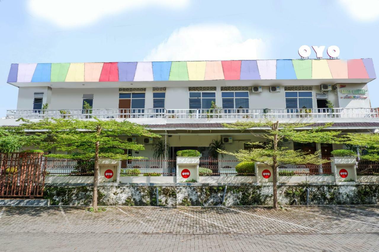 New Mira Hotel Semarang Exteriér fotografie