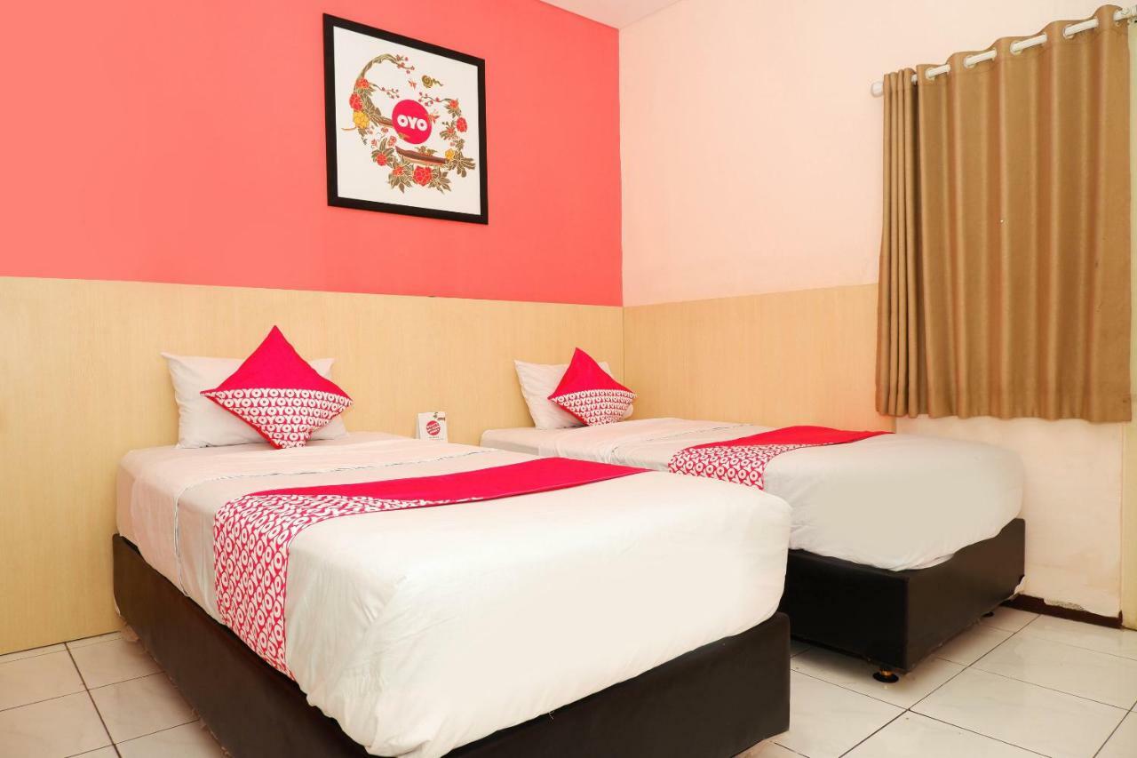 New Mira Hotel Semarang Exteriér fotografie
